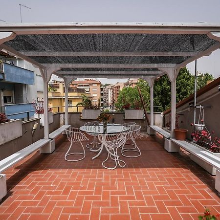 Stunning Terrace Vatican City Appartement Rome Buitenkant foto